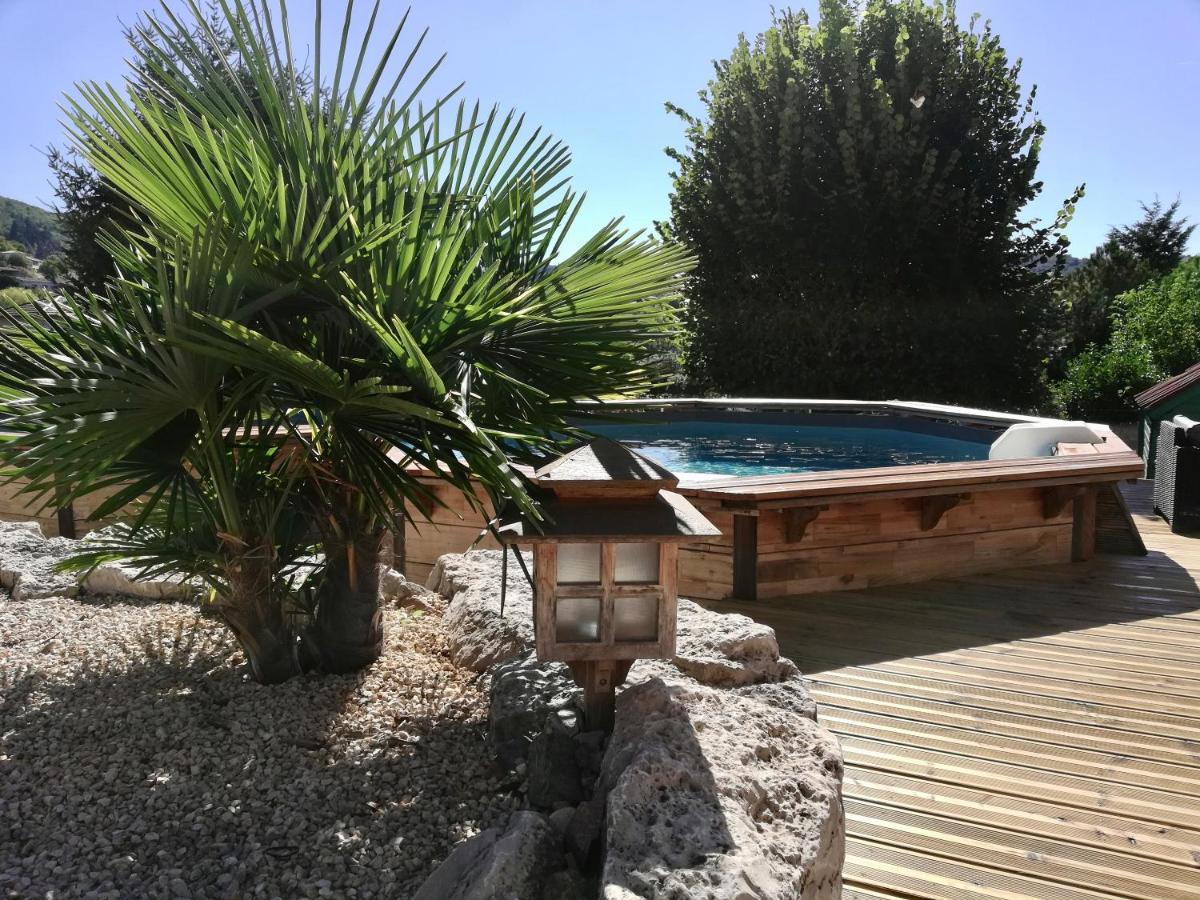 Chambres D'Hotes Le Clos Saint-Pierre-la-Palud ภายนอก รูปภาพ
