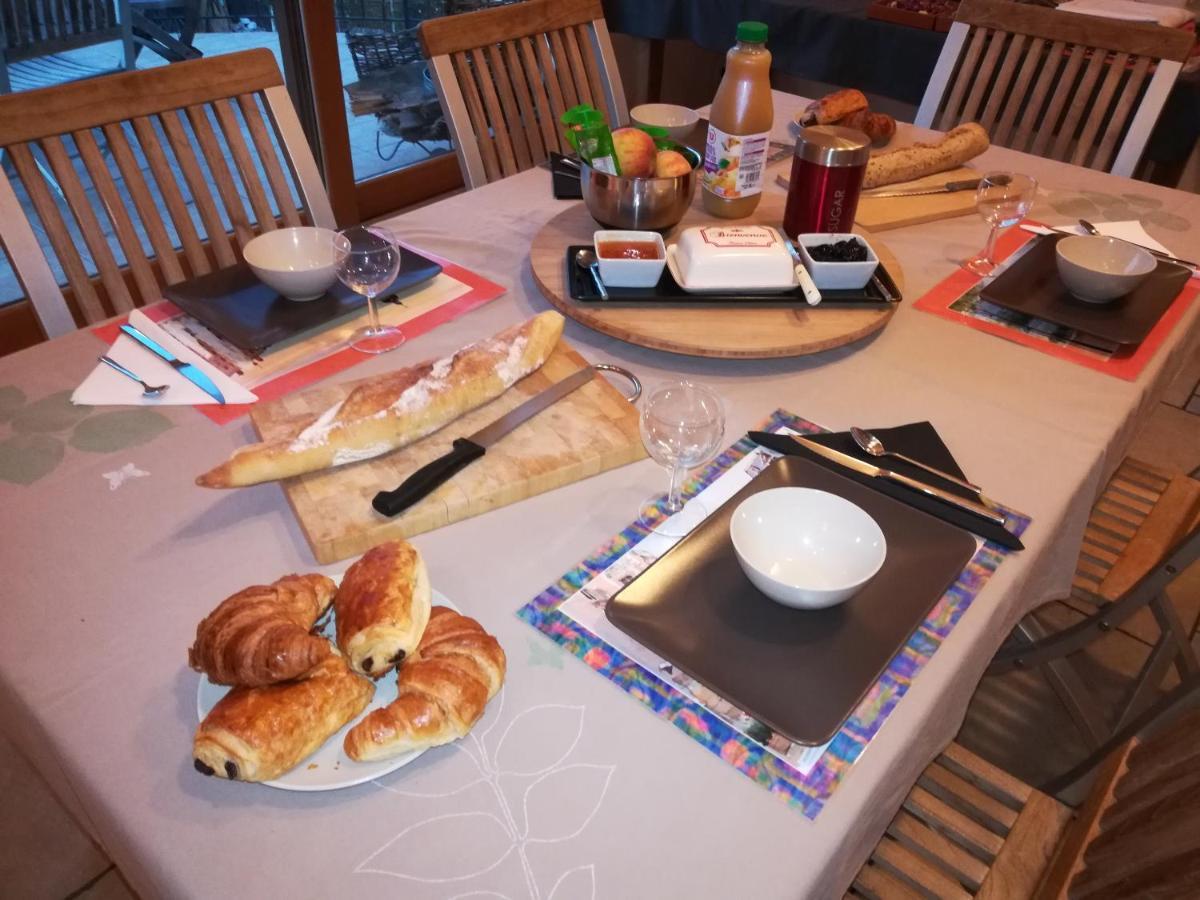 Chambres D'Hotes Le Clos Saint-Pierre-la-Palud ภายนอก รูปภาพ
