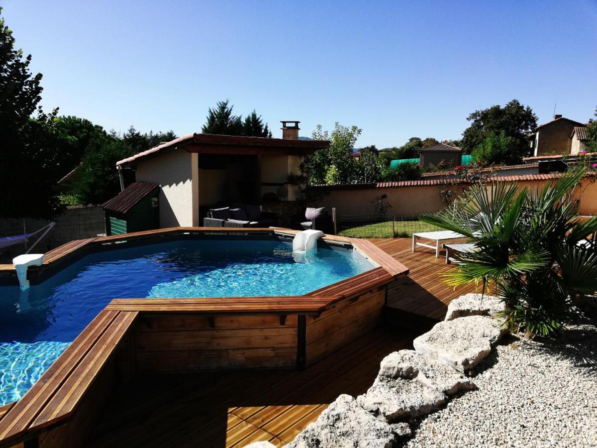 Chambres D'Hotes Le Clos Saint-Pierre-la-Palud ภายนอก รูปภาพ